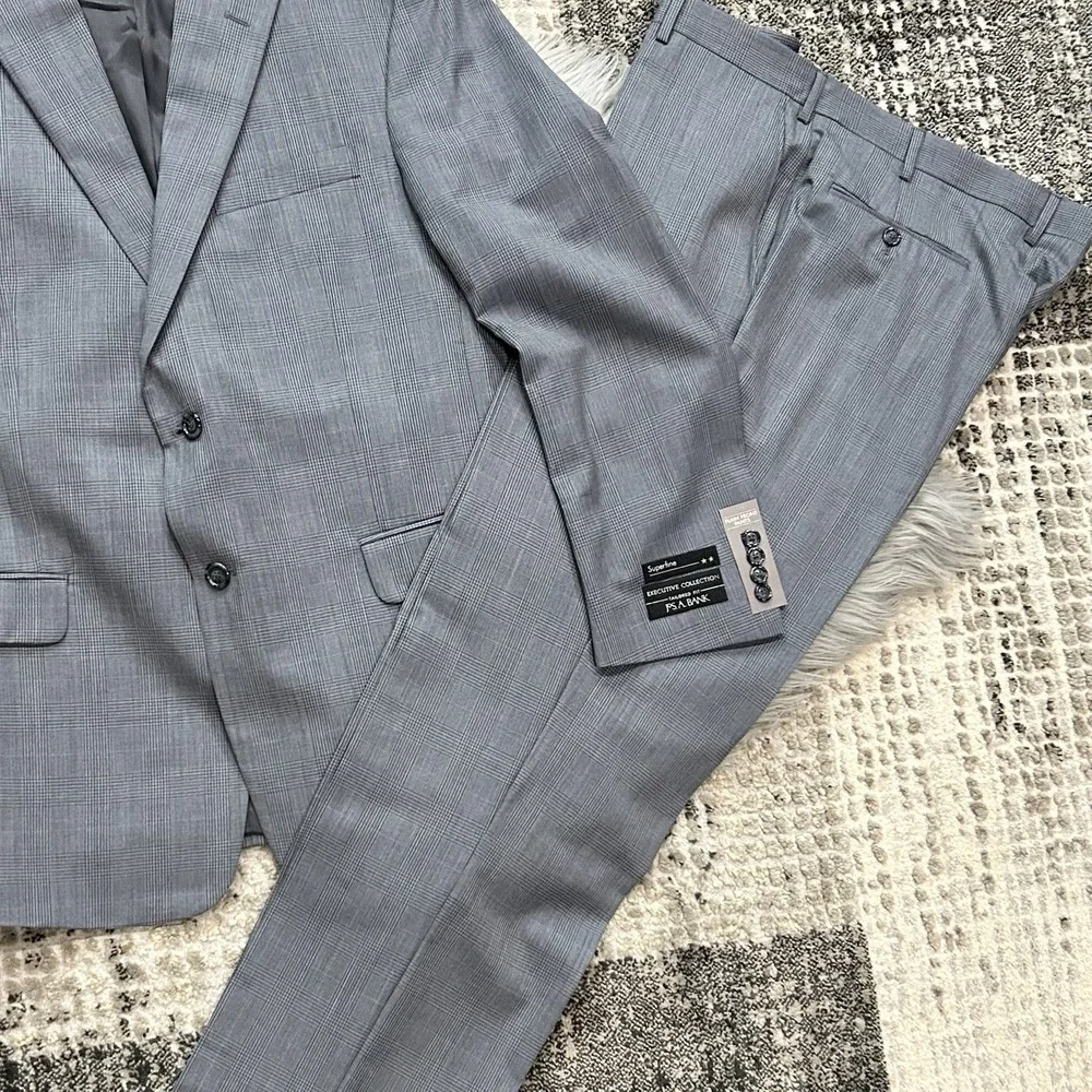 Jos. A Bank 2 Piece Suit Executive Collection Tailored Fit 100% Wool Grey $475 *